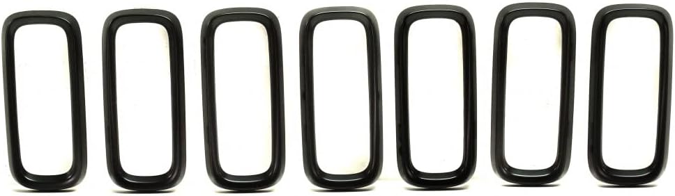 RENEGADE GRILLE TRIM 15-18 BLK